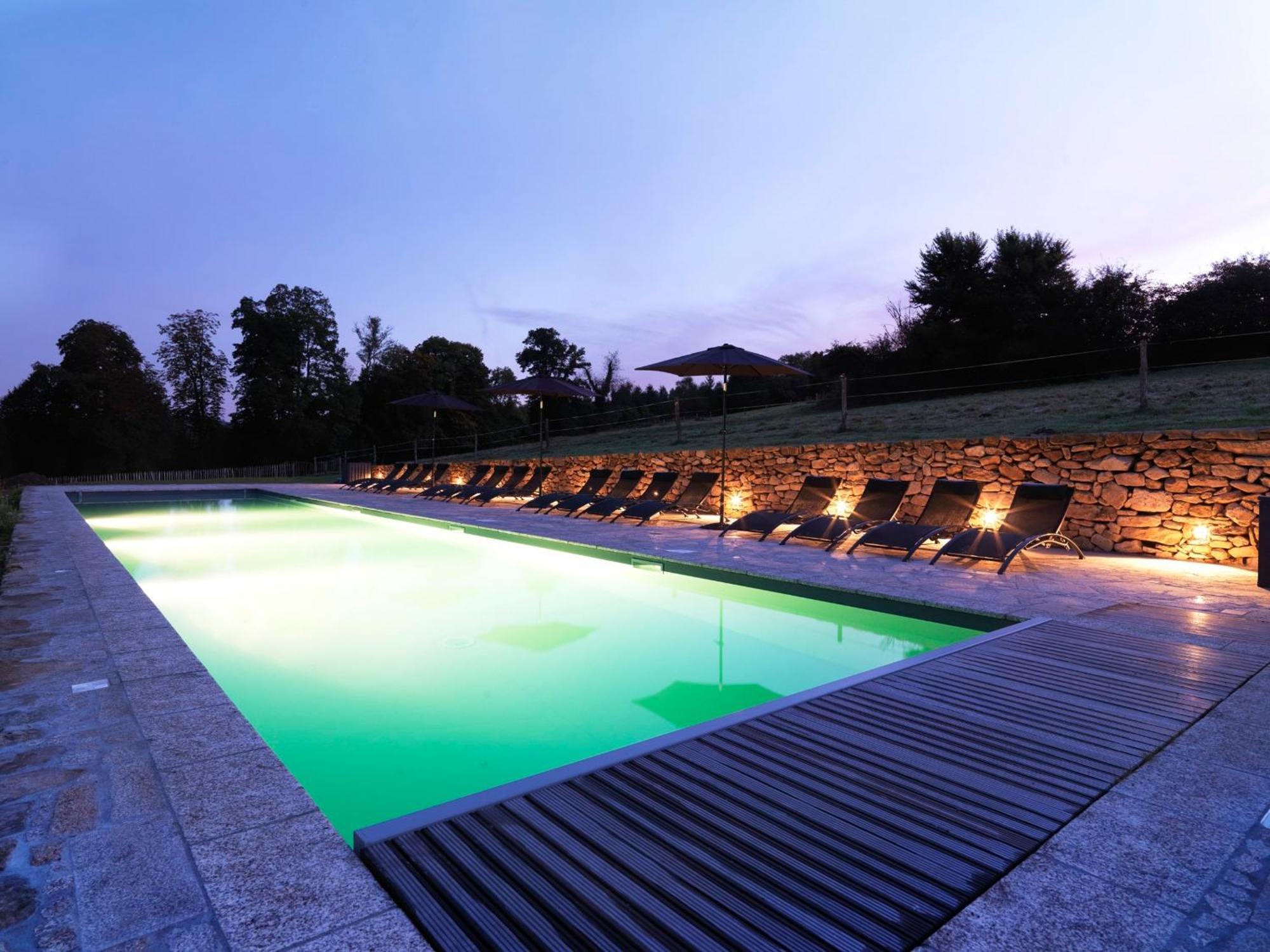 Abbaye Du Palais Bed & Breakfast Thauron Екстериор снимка