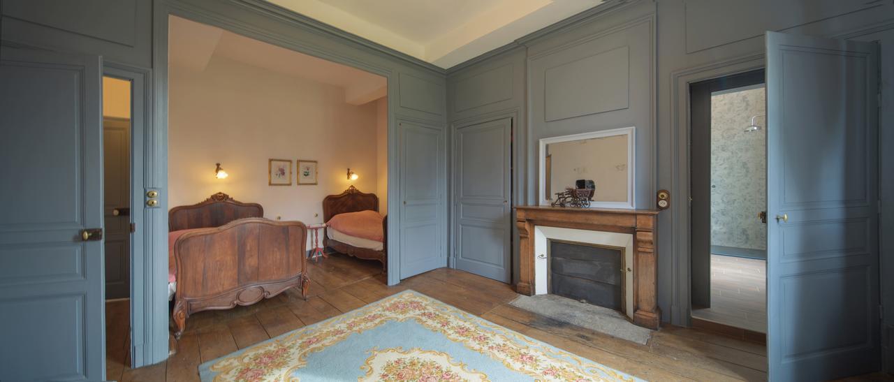 Abbaye Du Palais Bed & Breakfast Thauron Екстериор снимка