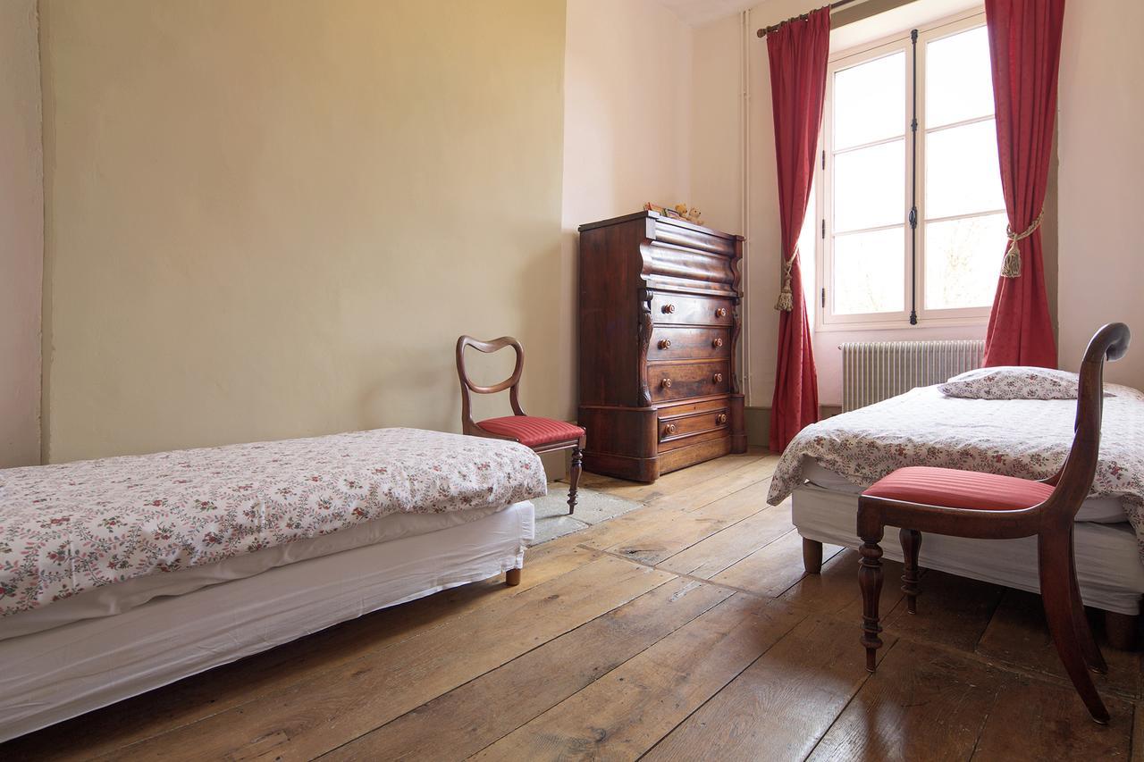Abbaye Du Palais Bed & Breakfast Thauron Екстериор снимка